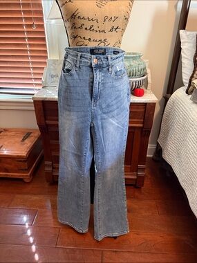 Judy Blue Light Blue High-Rise Wide Leg Jeans